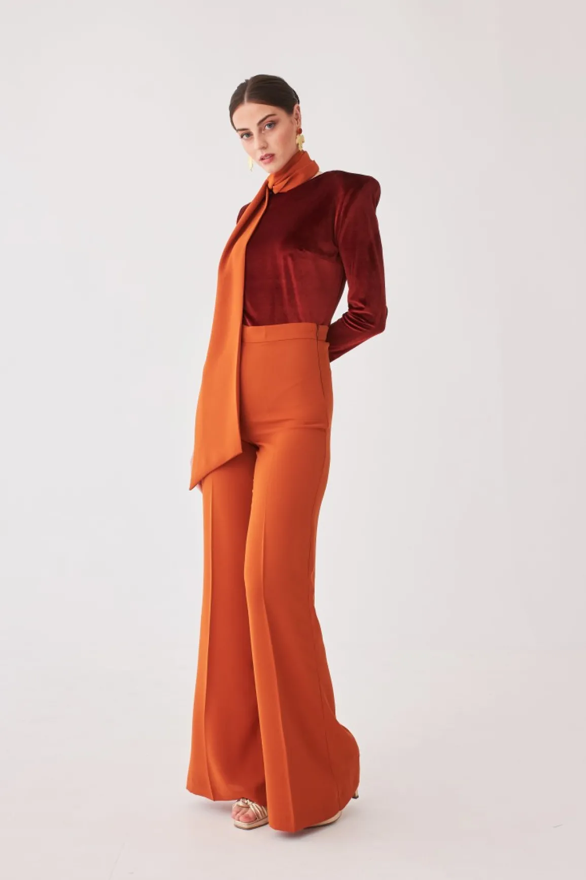 Hot PANTALON LAURAMBNARANJA MARIA BARAZA X COOSY|Pants
