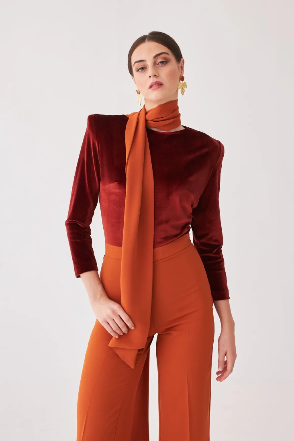 Hot PANTALON LAURAMBNARANJA MARIA BARAZA X COOSY|Pants