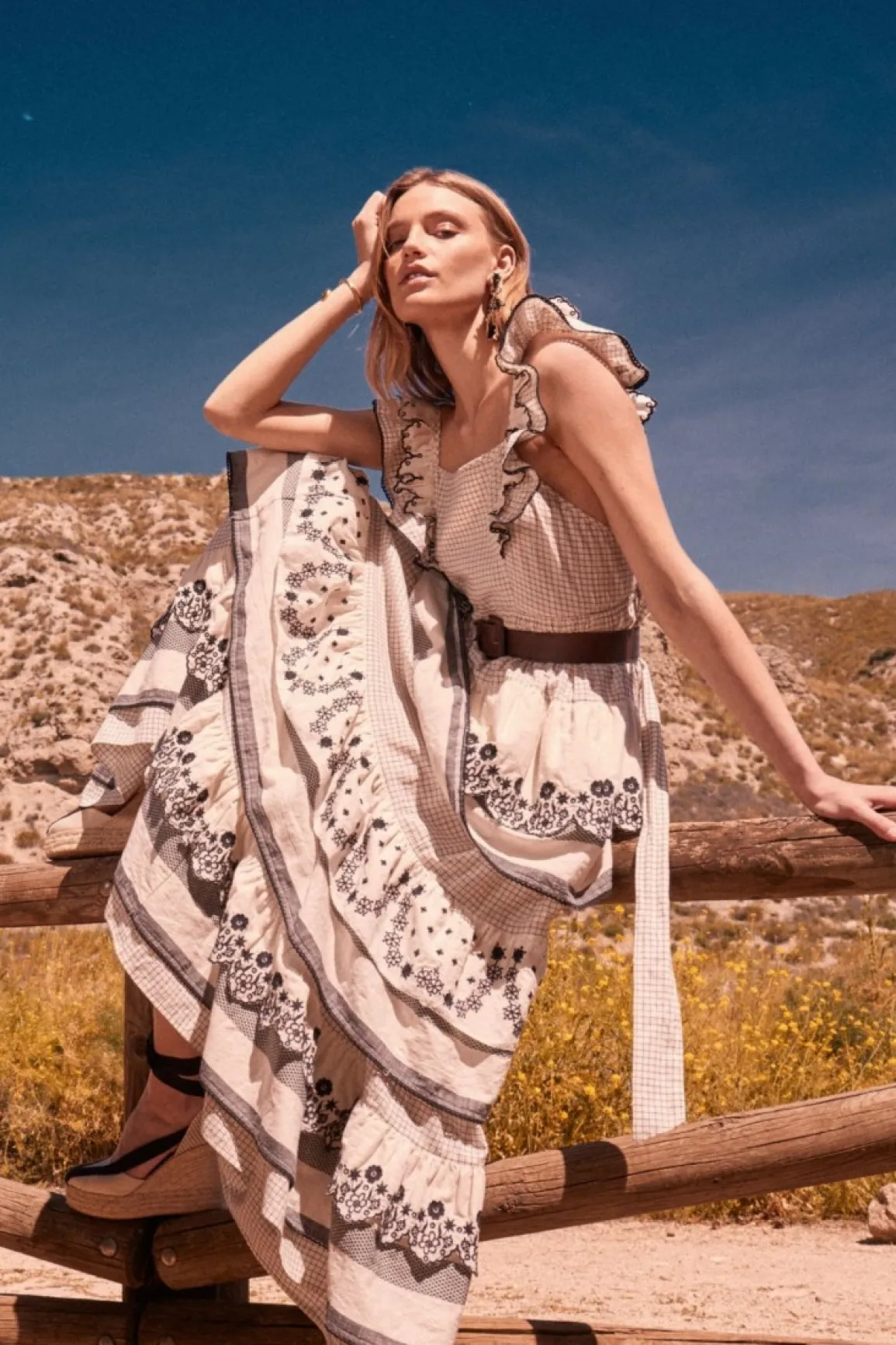 New VESTIDO CALE BLANCO Y NEGRO Long dresses