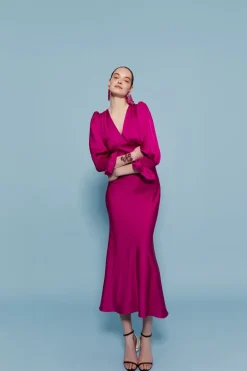 Online VESTIDO SANDRAMAGENTA Midi dresses
